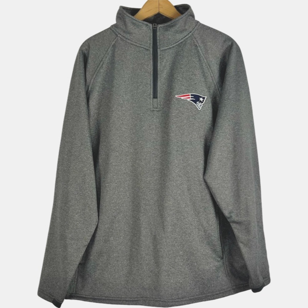 NBW New England Patriots Grey Pullover 3/4 Zipper Sweatshirt. Size L